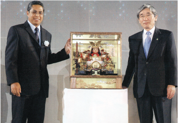 2004
